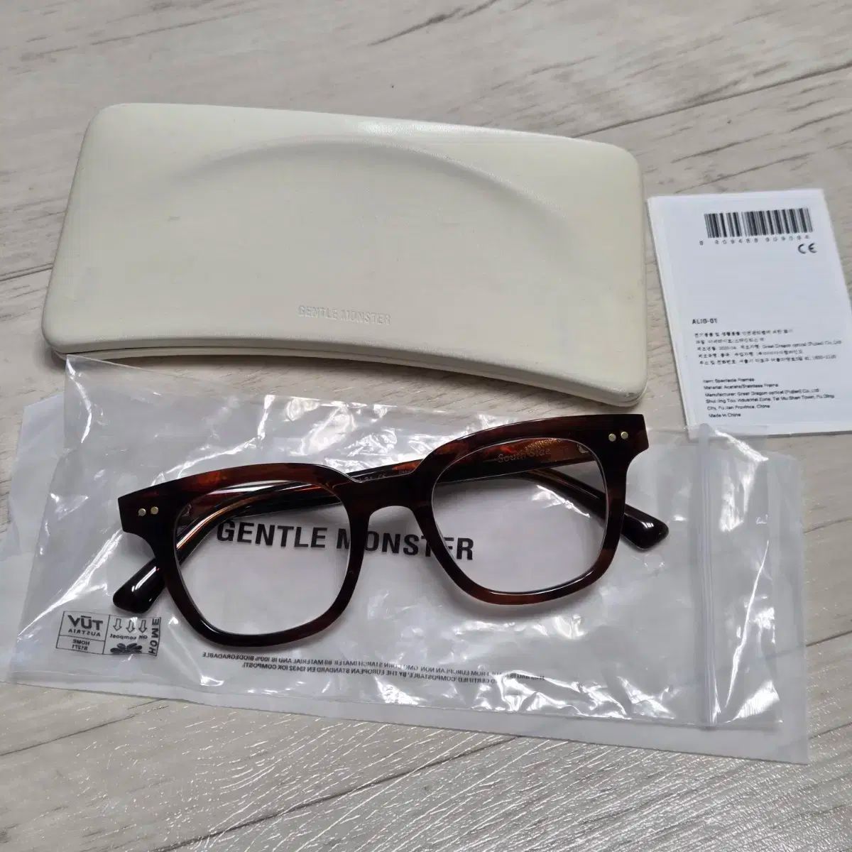 GENTLE MONSTER ジェントルモンスター サウスサイドB4