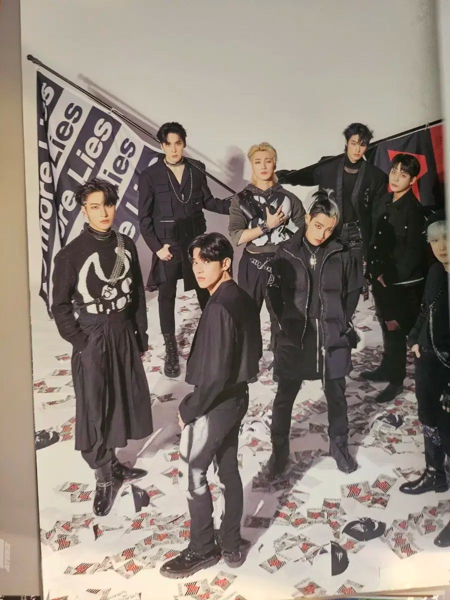 ｴｲﾃｨｰｽﾞATEEZ♡写真ポスター筆記用具シールまとめて ｴｲﾃｨｰｽﾞATEEZ♡写真ポスター筆記用具シールまとめて（: Kpop