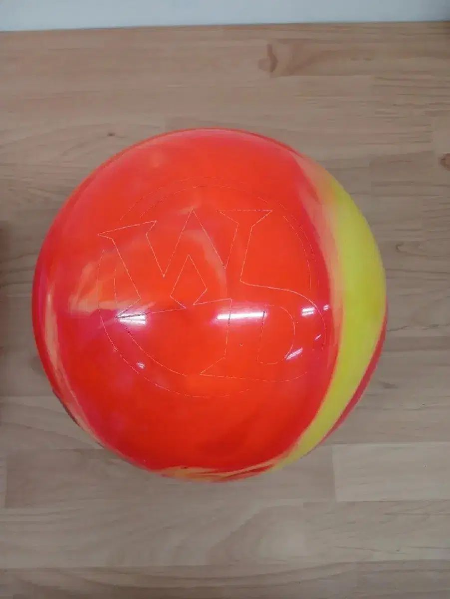 【中古】　スペアボール　SQUAD RG 14ポンド 中古】 スペアボール SQUAD RG 14ポンド 楽天市場】ボウリング