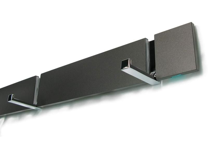 KAWAJUN カワジュン フック ブラインドフック AC-823-4QC KAWAJUN（カワジュン） ブラインドフック AC-823-SC ホワイト +クローム [サイズ:W700×H50×D12mm] - 通販 | 家具とインテリアの通販【RoomClipショッピング】 KAWAJUN（カワジュン）　ブラインドフック　4連フック　AC-823-SC（ホワイト+クローム） <BR>[サイズ:W700×H50×D12mm]