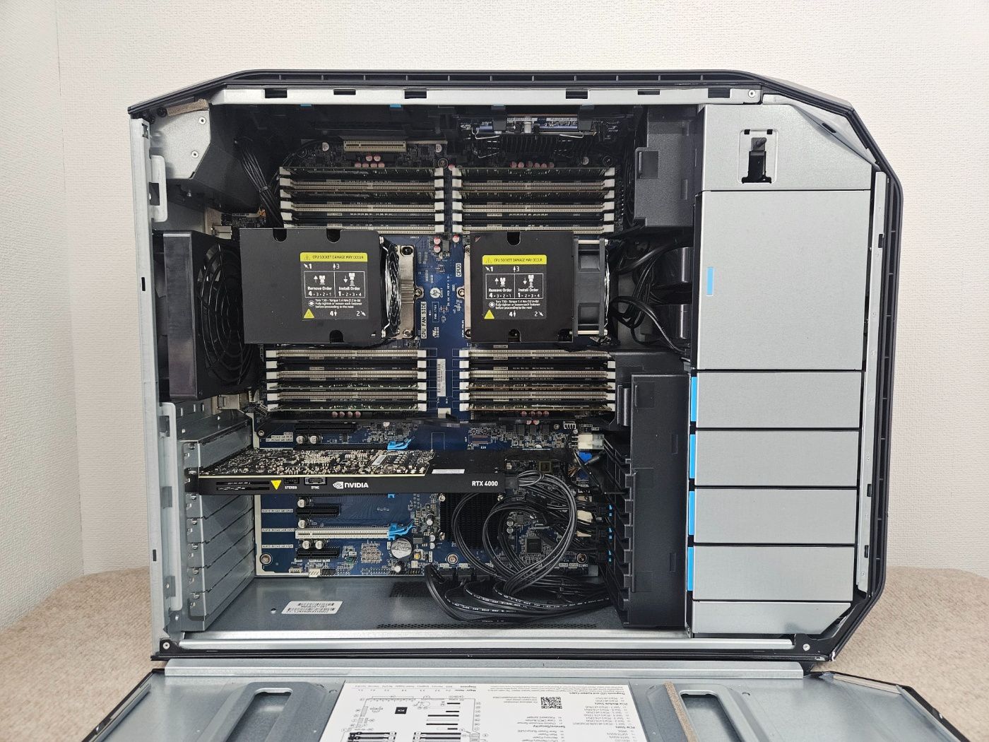 36コア72スレッド2CPU 256GBメモリ