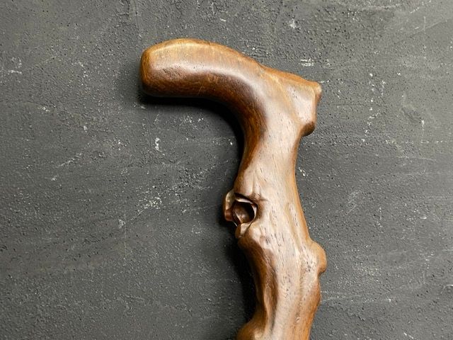 無垢材 一本 杖 木製ステッキ ブラウン 約89cm 歩行補助 ギフト プレゼント 天然木 オシャレ アホガニー? | 513761