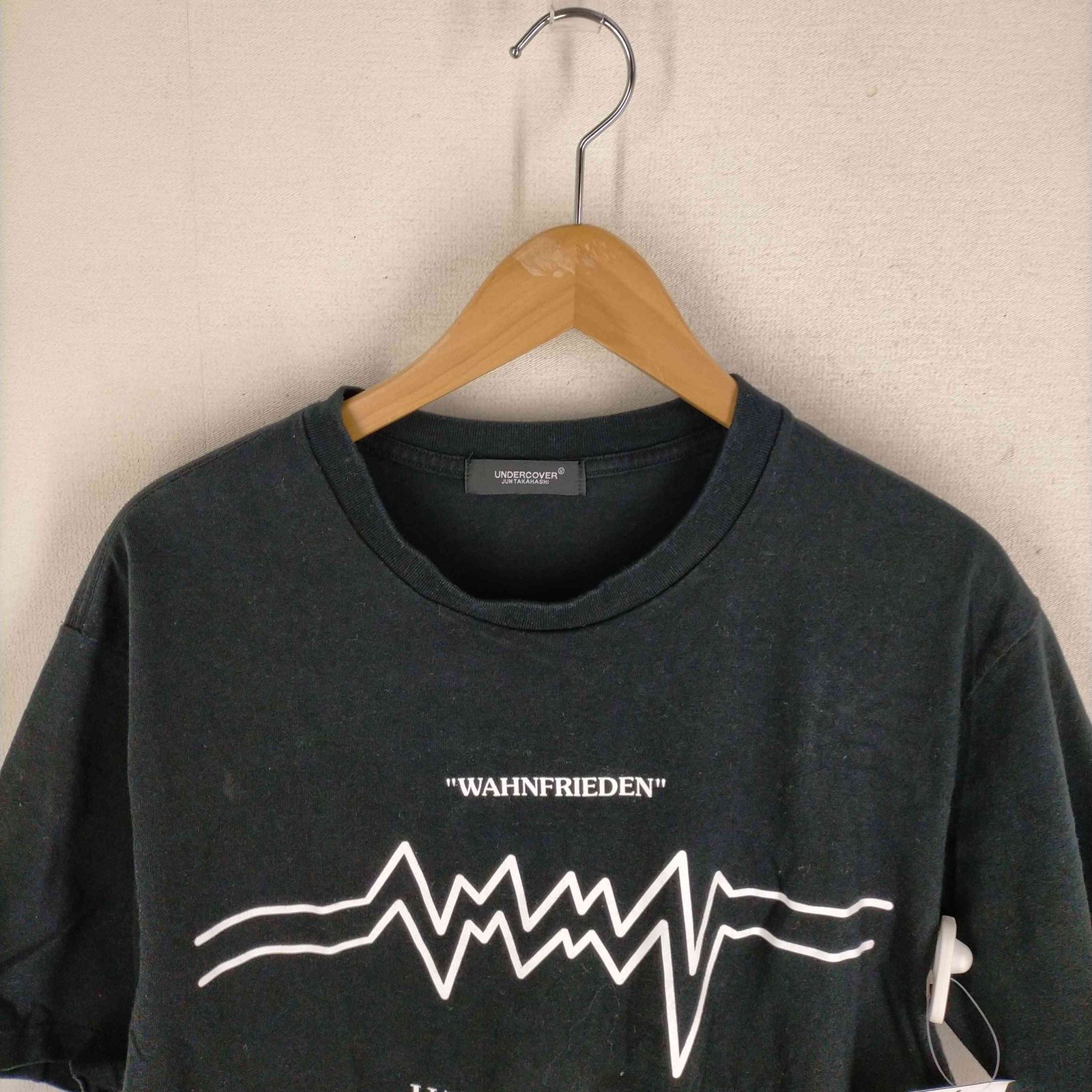 アンダーカバー UNDERCOVER RECORDS WAHNFRIEDEN プリントTシャツ