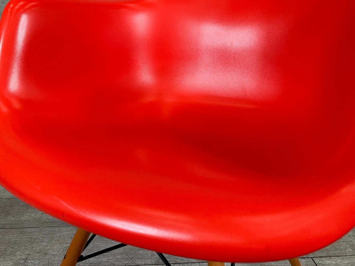 HermanMiller ハーマンミラー イームズ アームシェルチェア DAW ドゥエルレッグベース レッド MARWIL-DEMENAGEMENTS_CH