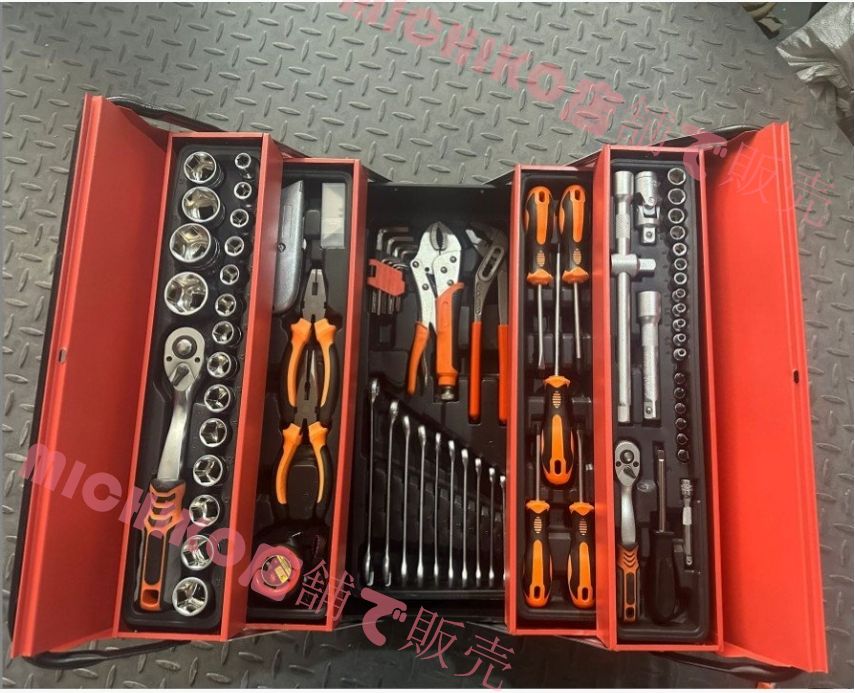 A255 のものです ラチェットレンチ工具セット 自動車修理85点セット工具 レンチスリーブセット 鉄箱家庭用工具箱です