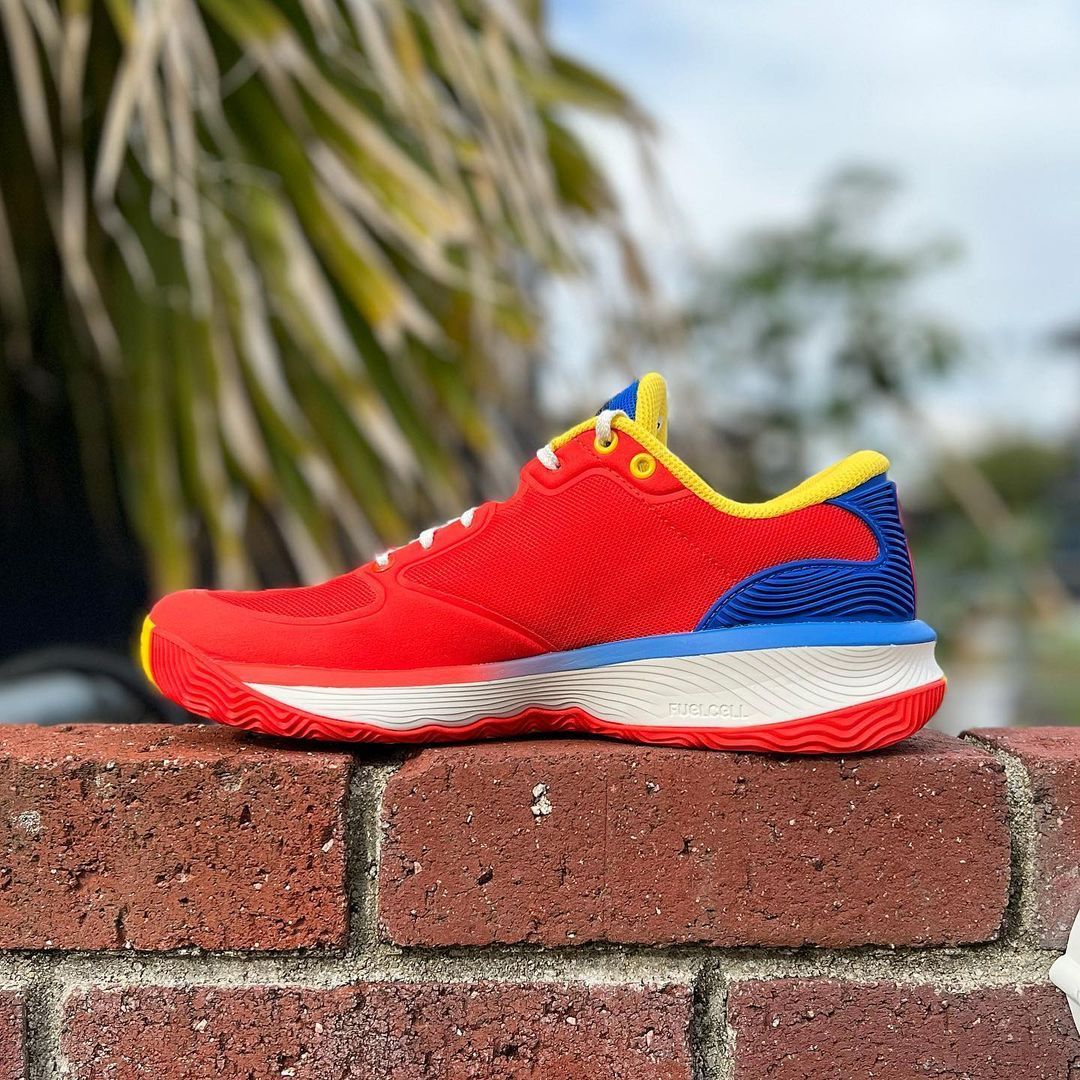 NEW BALANCE FUELCELL HESI LOW F1 ニューバランス バッシュ