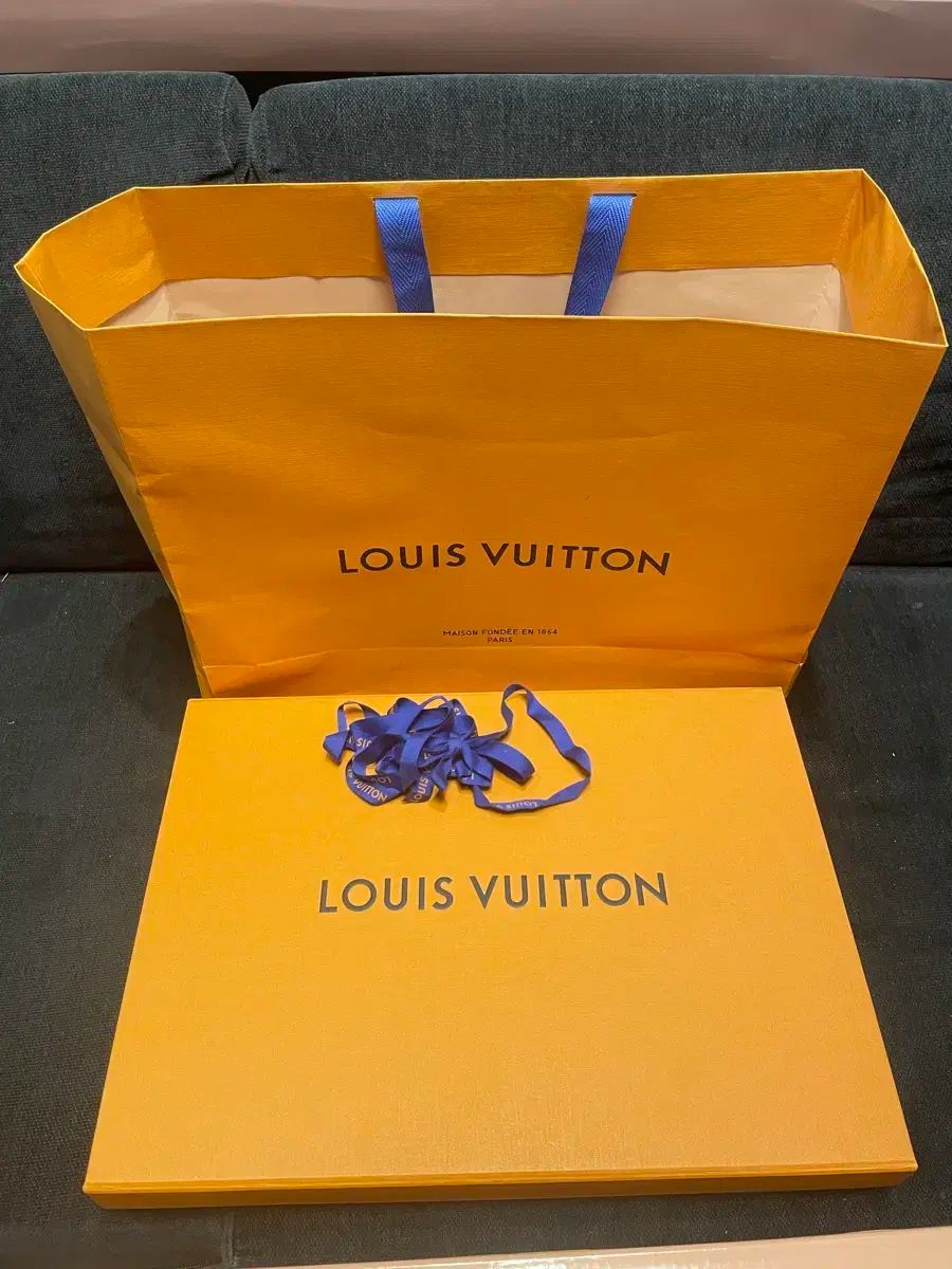 Vuitton ルイヴィトン