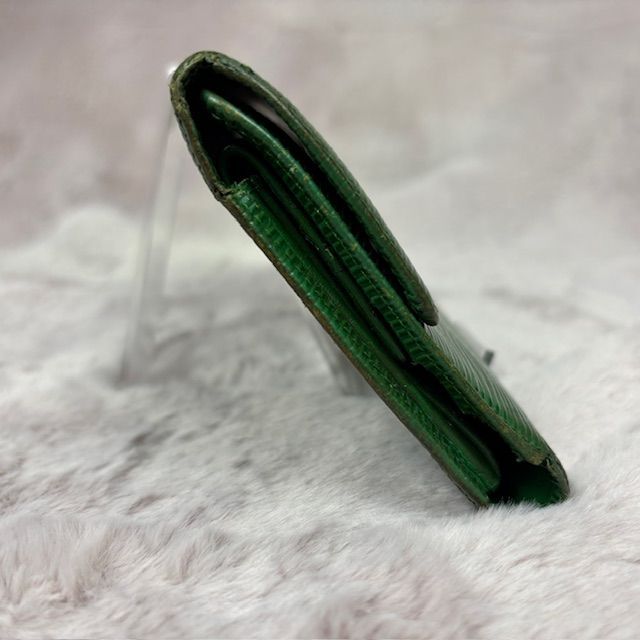 ルイヴィトン　ポルトトレゾール インターナショナル 三つ折り長財布 エピグリーン 楽天市場】【財布】LOUIS VUITTON ルイ ヴィトン エピ ポルト