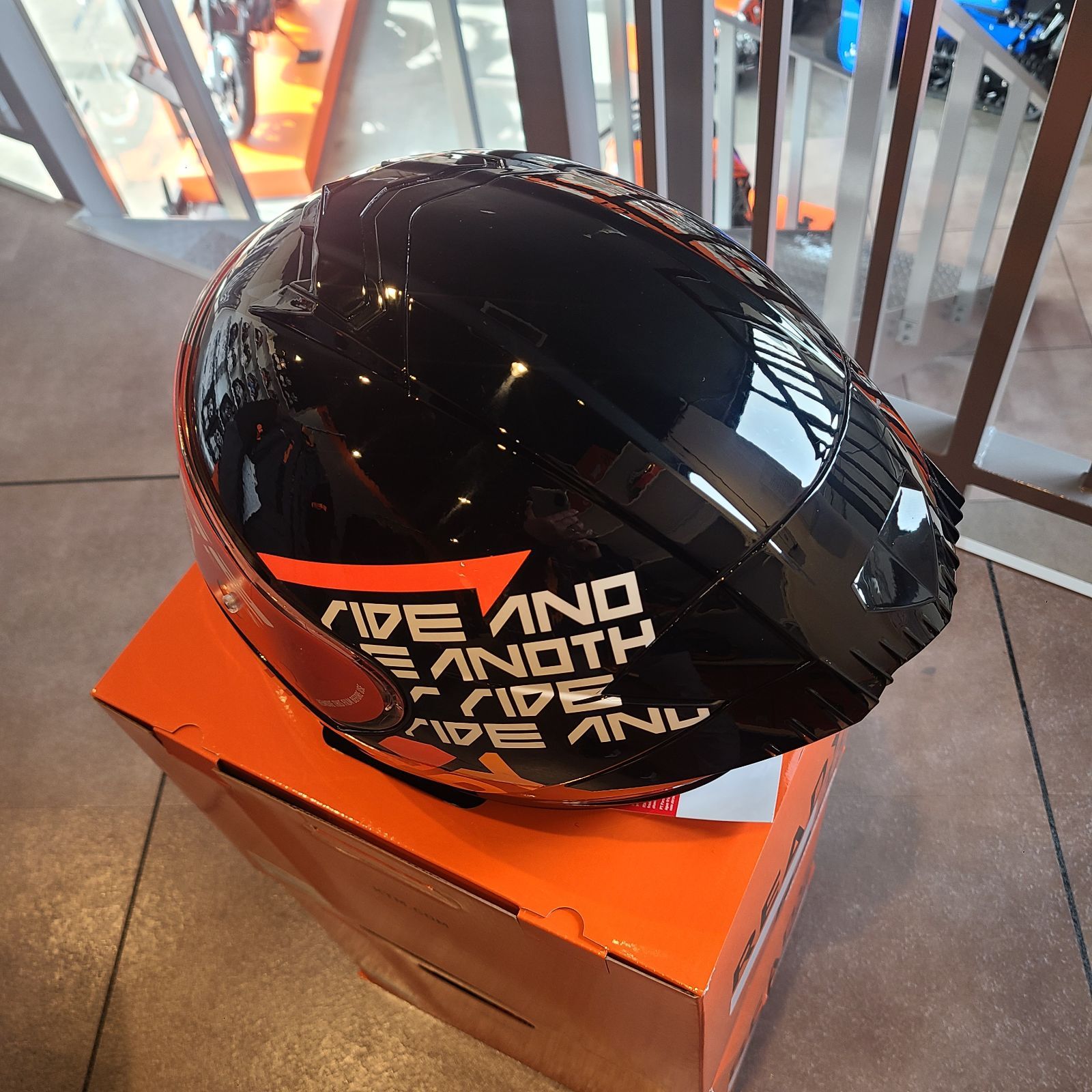 KTM BREAKER EVO HELMET フルフェイス ヘルメット 軽量 脱着可能内装