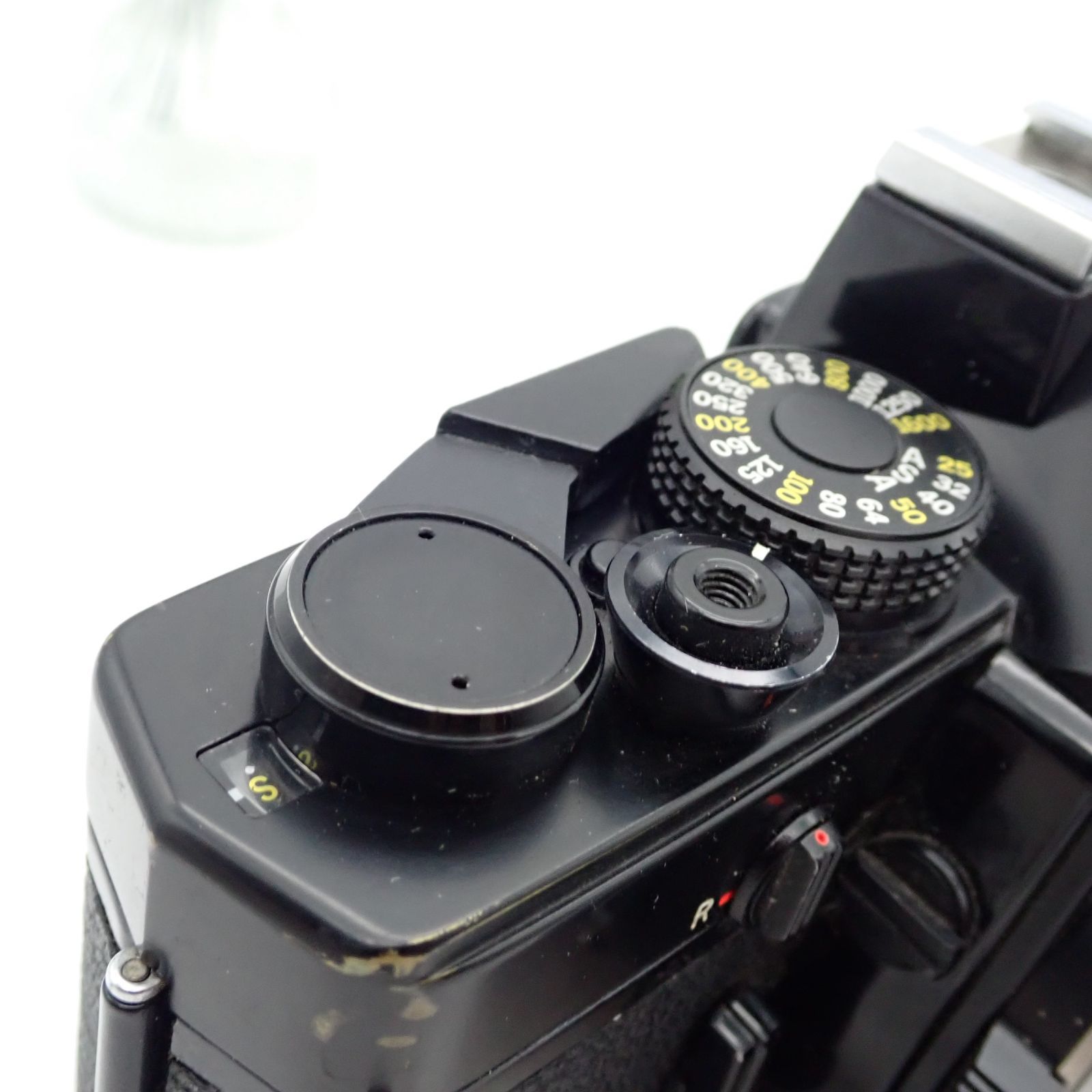 OLYMPUS OM-1