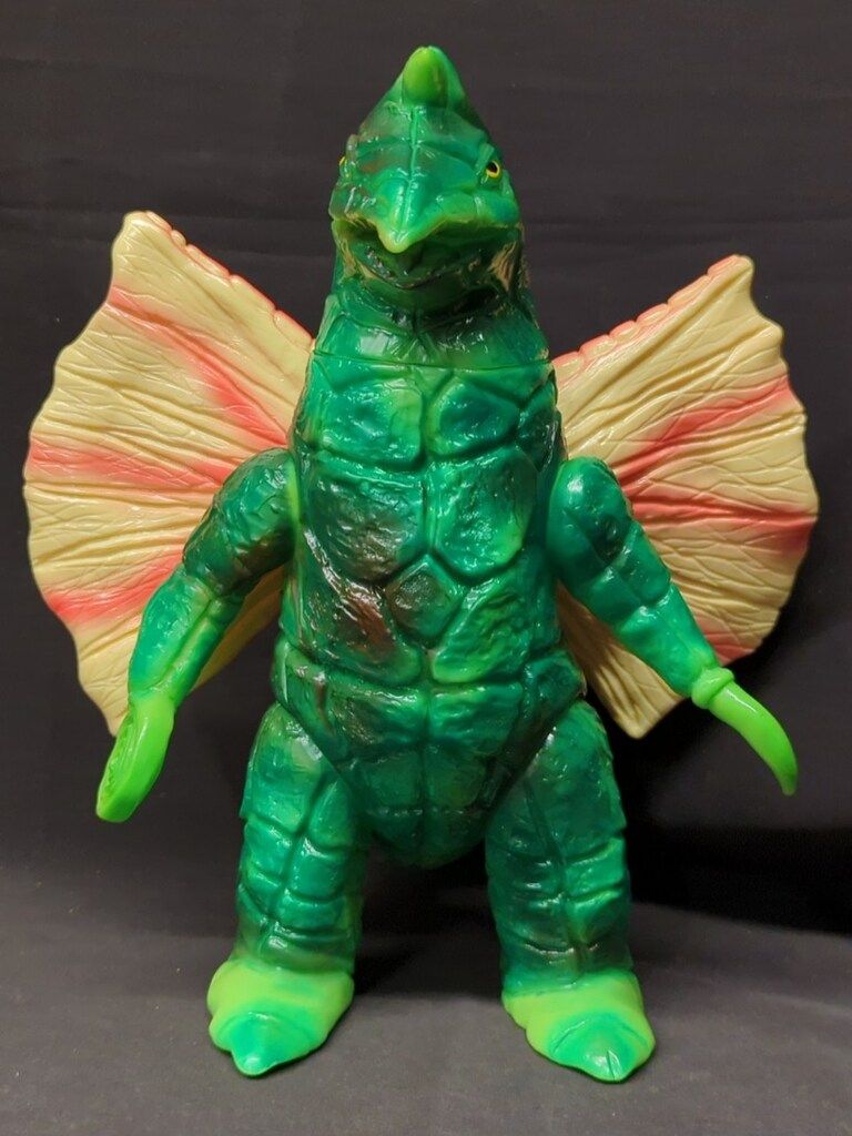 ベアモデル オール怪獣 ドラコ 黄緑色成型