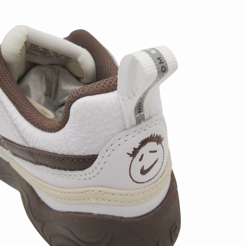 2025年 ナイキ × トラヴィススコット NIKE × Travis Scott Zoom Field 