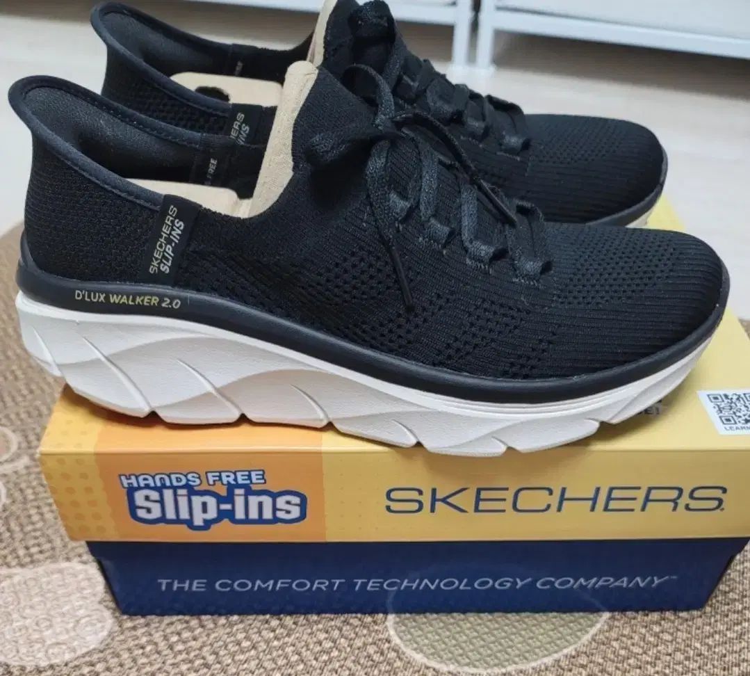 SKECHERS スケッチャーズ スリップイン スニーカー