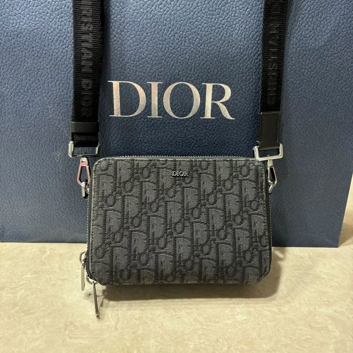 ディオールDior メッセンジャーポーチ ブラック