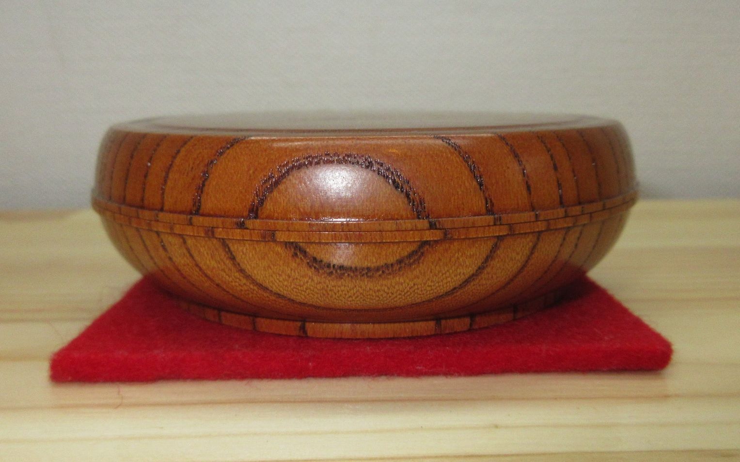 茶道具 木製 手書き 未使用品 逢絢亭・新品】茶道具 香合 山中塗 欅材 松唐草蒔絵 木製 中村宗悦 共