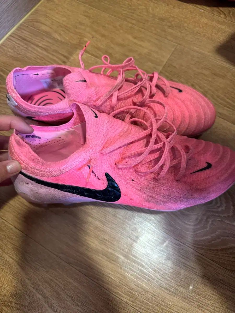 ナイキ ファントムサッカーシューズ