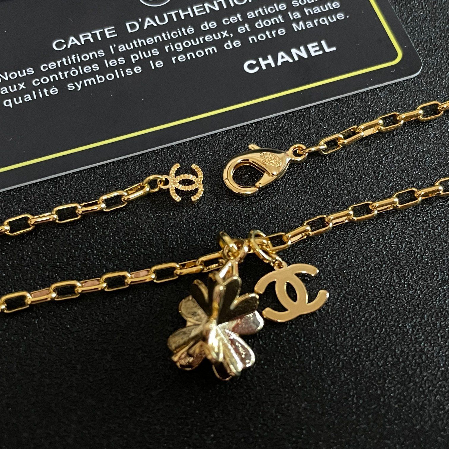 今日特価】Chanel ヴィンテージ アルファベットネックレス 送料