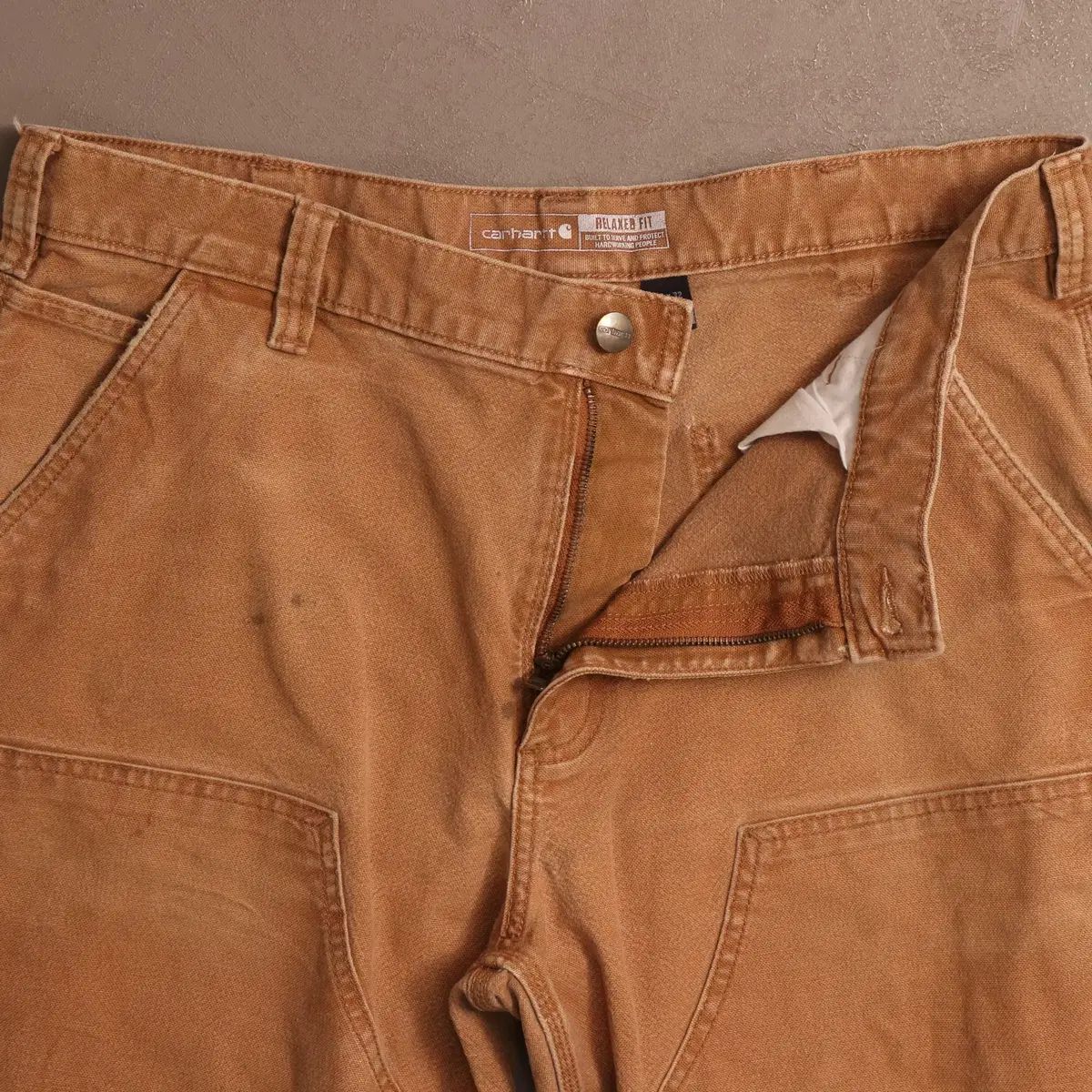 カーハート ダブルニー