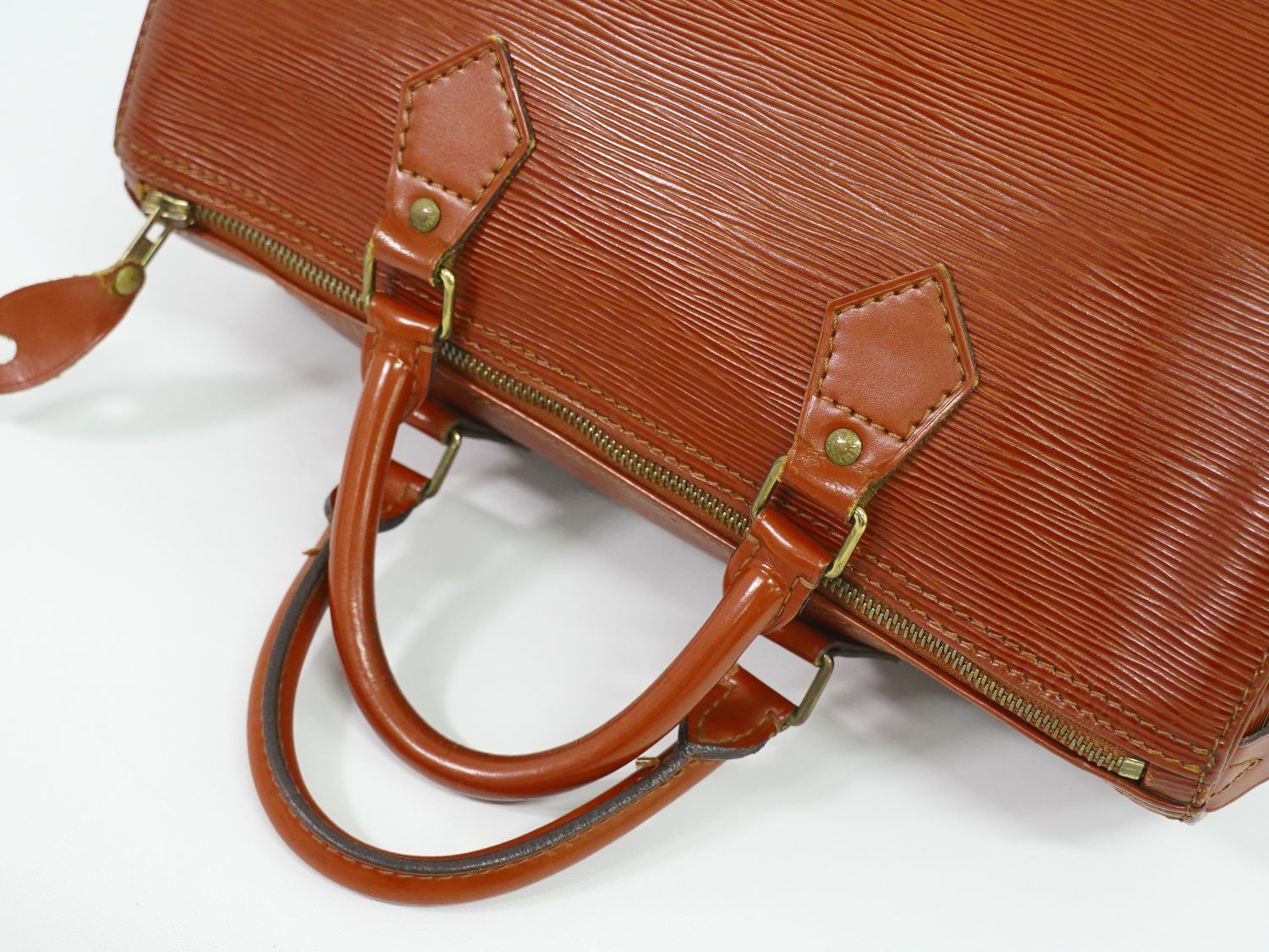 ボストンバッグ