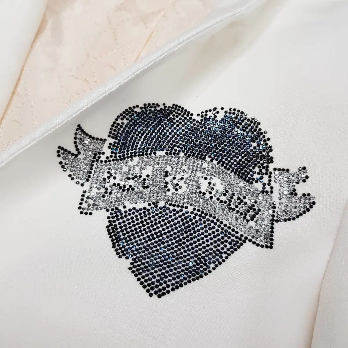 ZADIG&VOLTAIRE(ザディグ・エ・ヴォルテール) ストラス 装飾 白