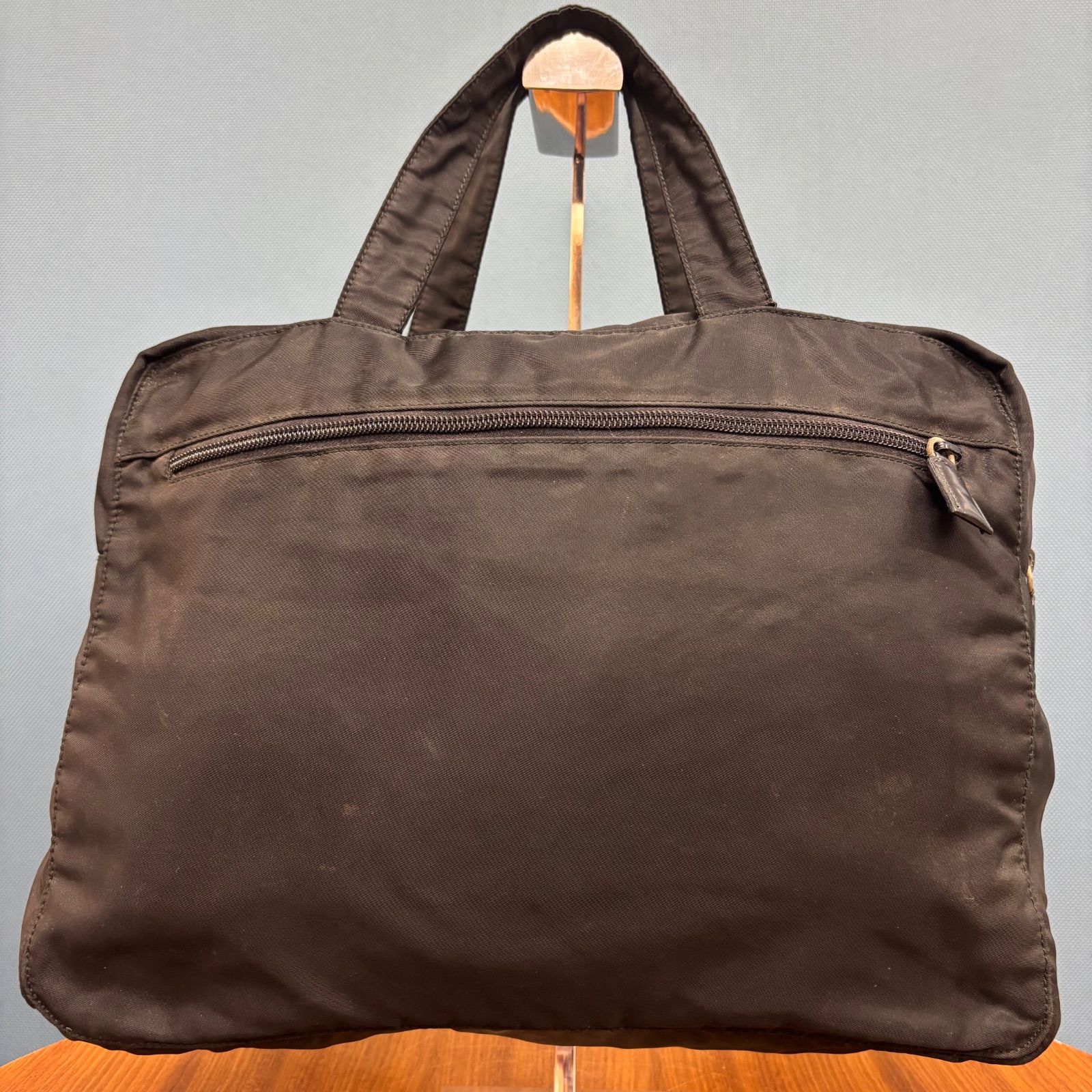 ✨美品✨プラダ トートバッグ ビジネス 三角ロゴプレート A4可能 ナイロン 美品□プラダ ナイロン トートバッグ 軽量 三角ロゴ ブラック A4