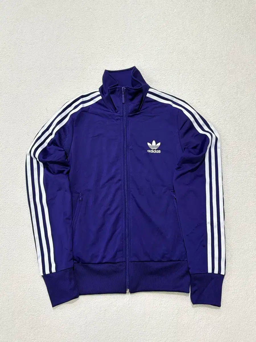 新作 adidas(アディダス) ファイヤーバード 紫 白 見よ ボウ 新作 adidas(アディダス) ファイヤーバード 紫 白 見よ ボウ