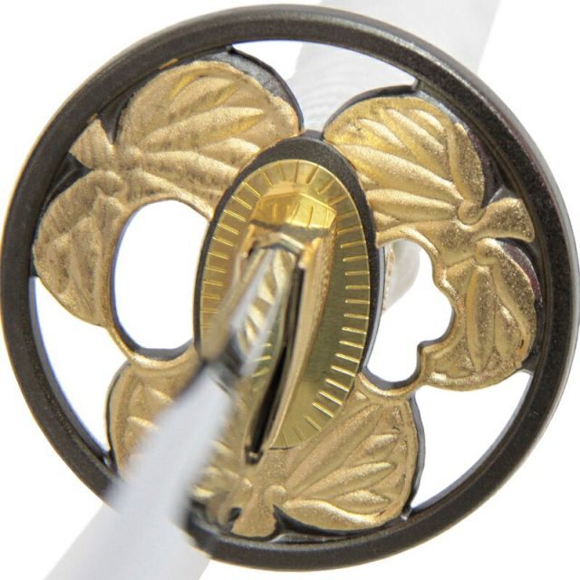 模造刀 戦国シリーズ 徳川 葵鍔 掛け台・刀袋付 大刀 刃紋入り刀身 メッキ合金 neu104 日本刀 美術刀剣 おもちゃ 通販 代引き不可 関の美術刀剣 戦国武将 徳川家康 葵鍔 大刀 模造刀 模擬刀 仮装