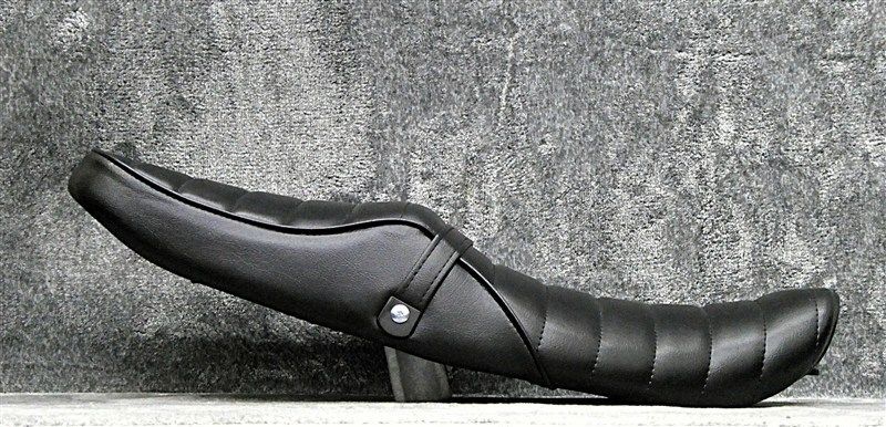 ゼファー400χリベット