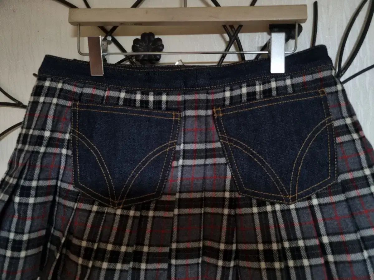 カラー ドルチェ＆ガッバーナ ウール プリーツ Rab ミニスカート 26 全品無料。