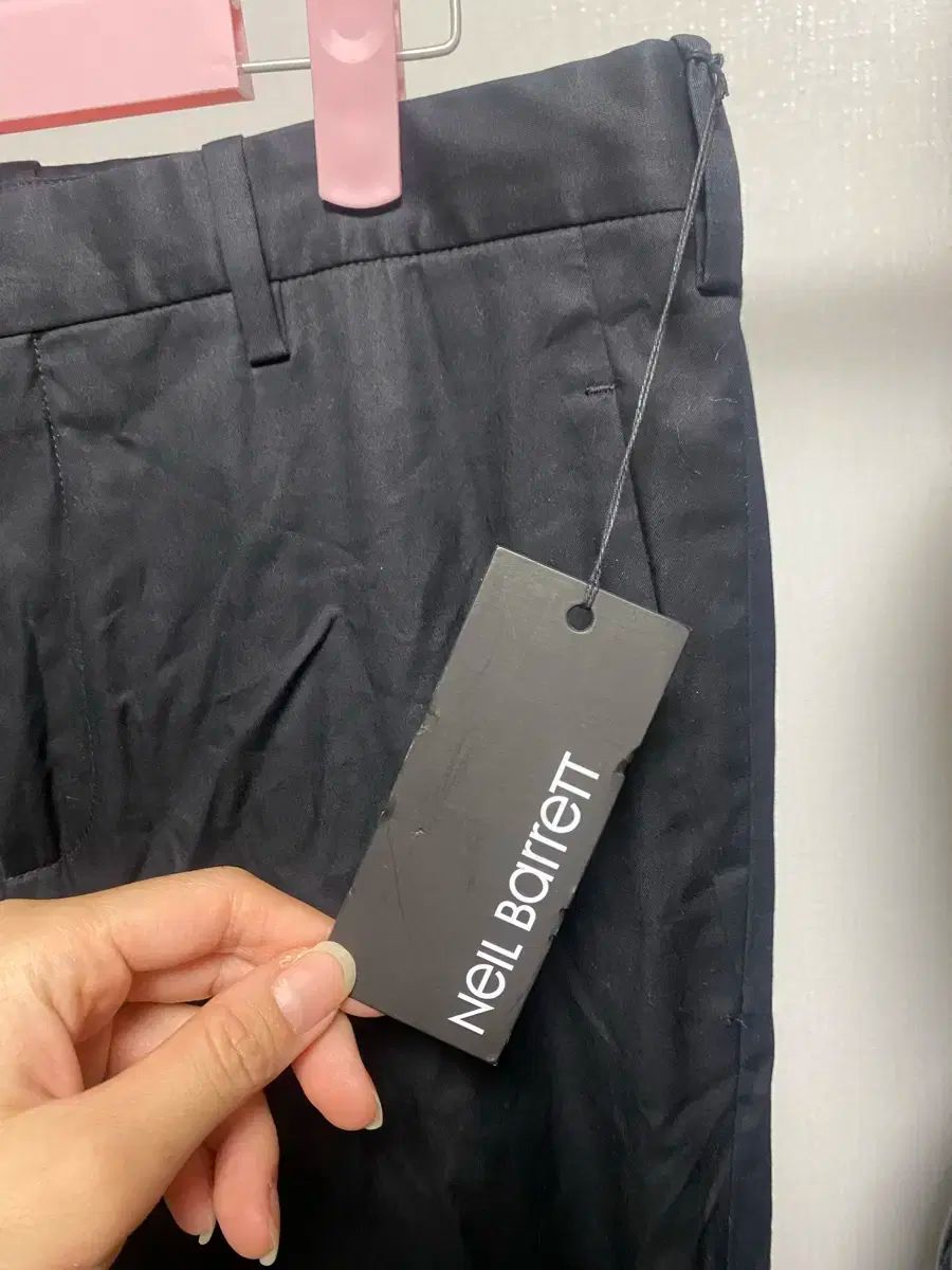 NEIL BARRENTT ニール バレット メンズ スキニー ロー 上昇 黒 パンツ