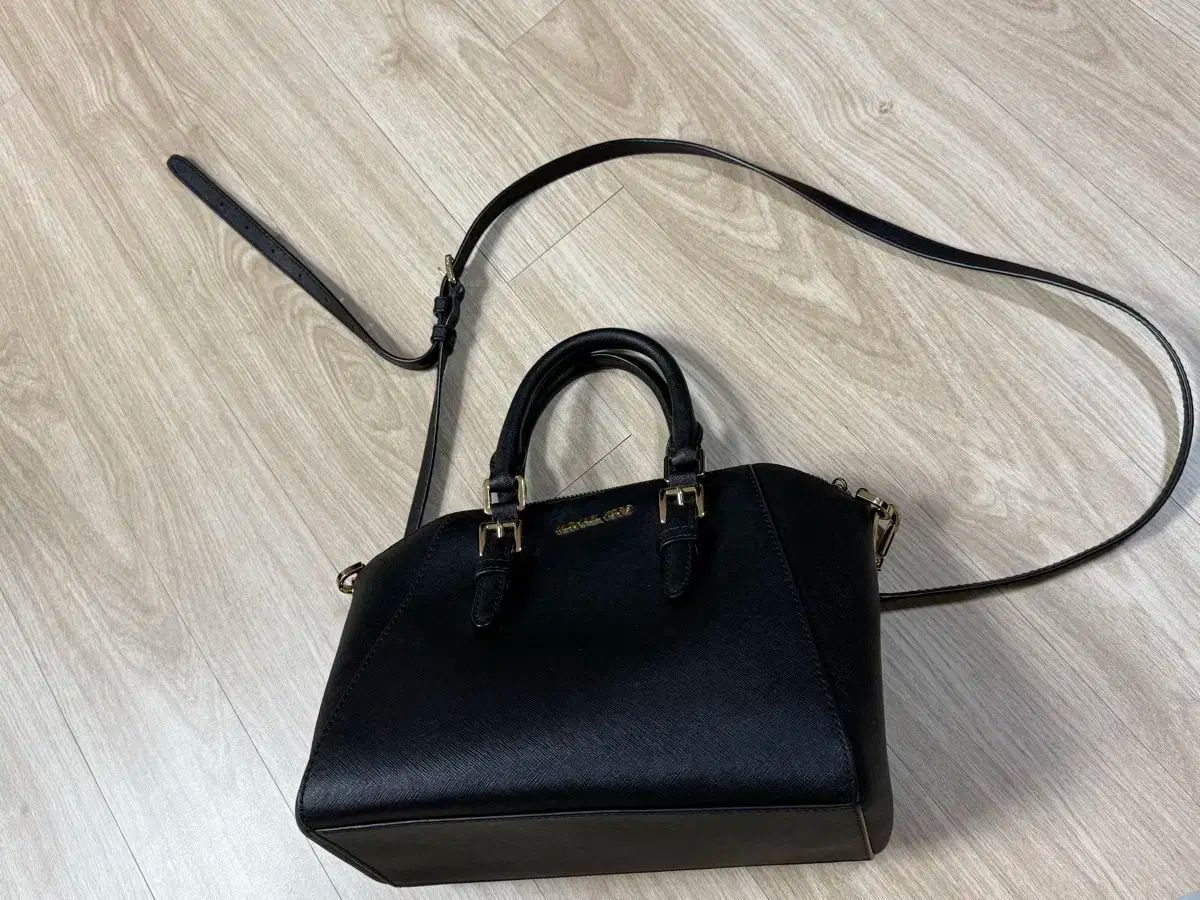 マイケルコース シアラ ミディアム メッセンジャー クロスバッグ 35S8GC6M2L