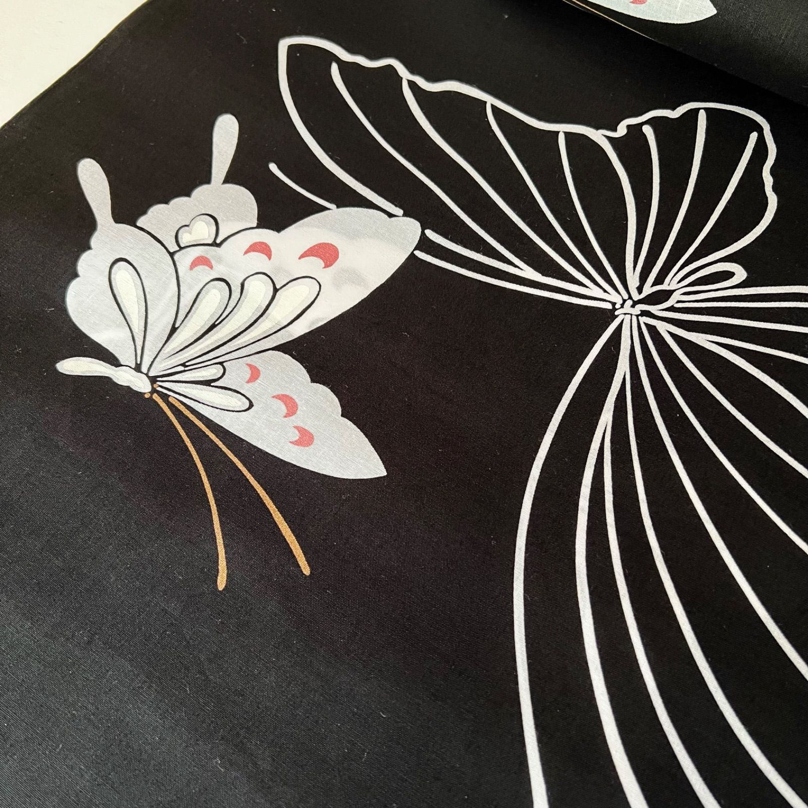 黒白