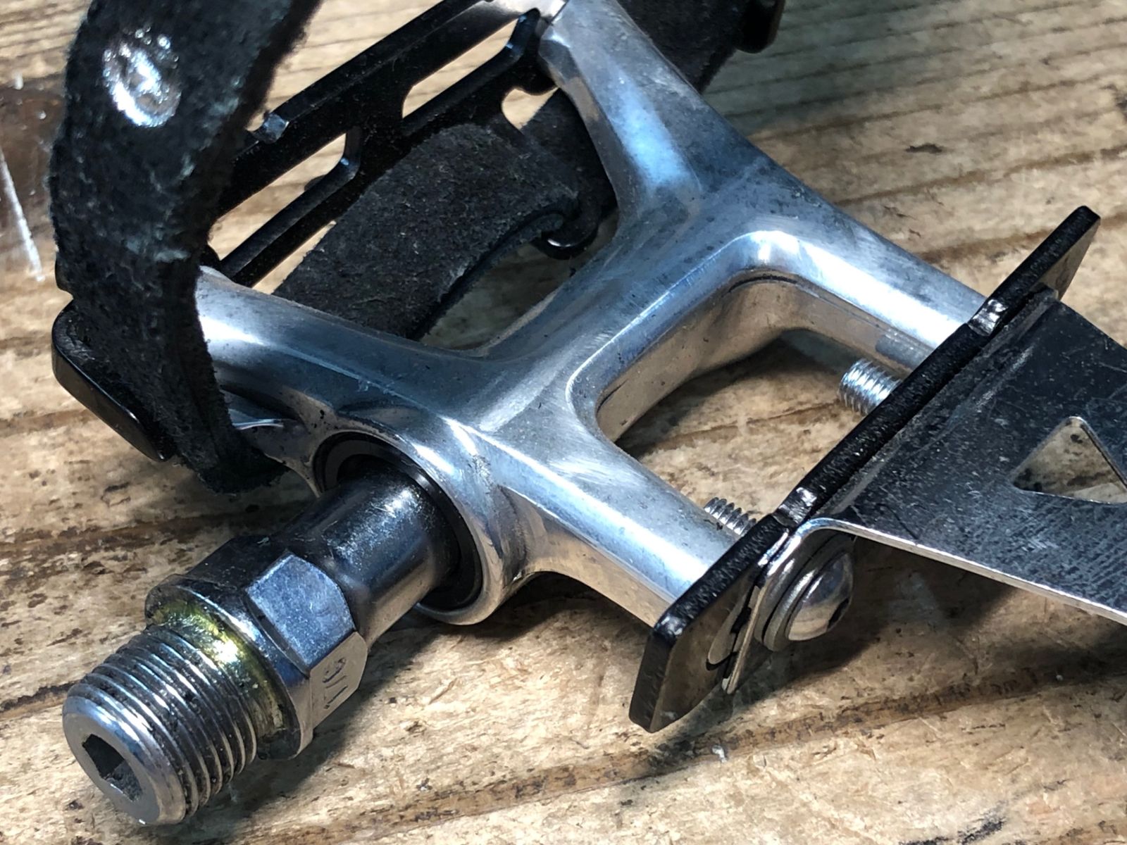 njs トゥークリップ