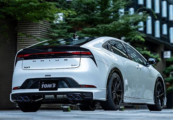 TOMS/トムス リヤアンダースポイラー トヨタ プリウス 60系 PHEV/HEV車 Z，G，U 2WD/4WD 2023年01月～ 素地 52159-TZW60-Z