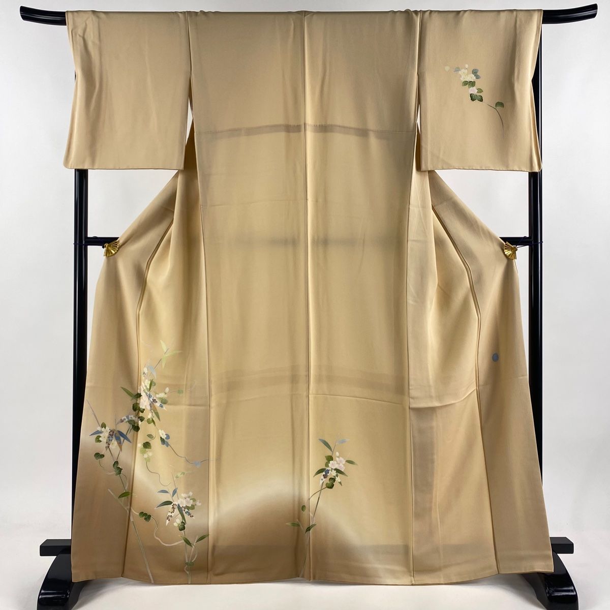 付下げ 身丈165.5cm 裄丈67.5cm L 袷 南克治 落款あり 草花 染め分け ぼかし 薄茶色 正絹