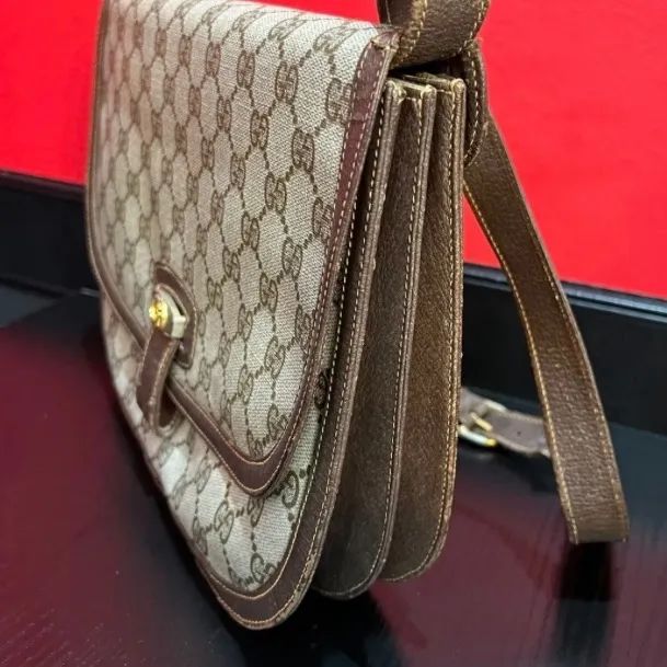 大人気】☆ GUCCI グッチ オールド グッチ 2way GGプラス ショルダー バッグ クラッチ インターロッキング Unisex ユニセックス  PVCレザー ブラウン 茶色系 希少アイテム ヴィンテージ VINTAGE メンズ レディース 男女兼用 - メルカリ