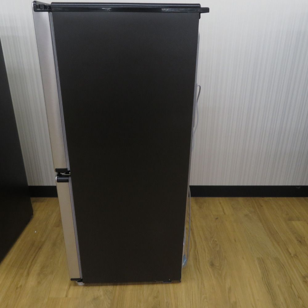 10h13 SHARP ノンフロン冷凍冷蔵庫 SJ-15E4-W 2025年製 仕様比較