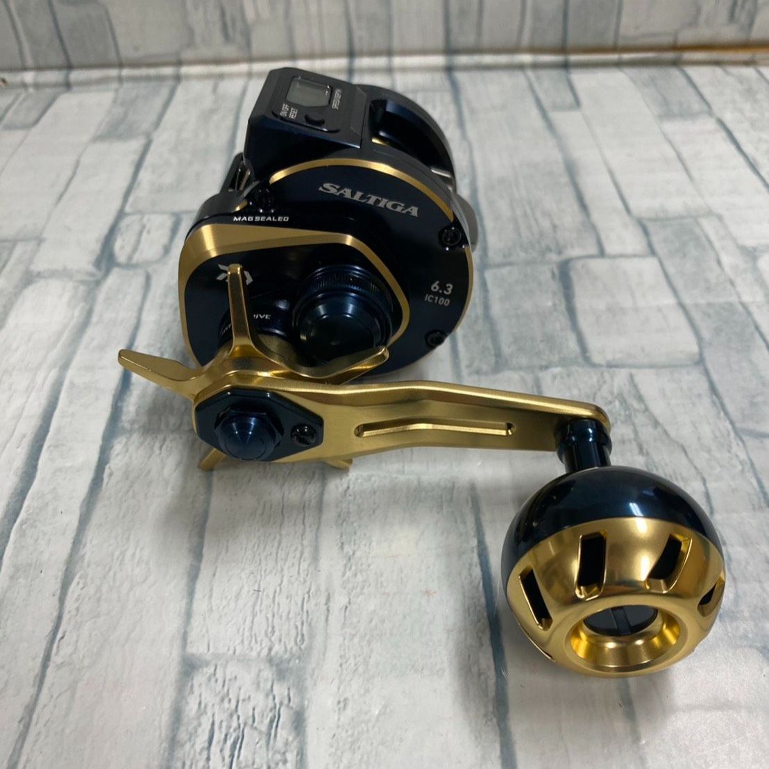 ソルティガic100L SALTIGA 6.3 IC100L ベイトリール 美品 ダイワ
