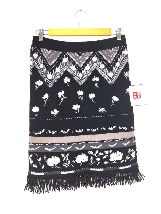 レオナールスポーツ LEONARD SPORT 裾フリンジ刺繍ウールスカート