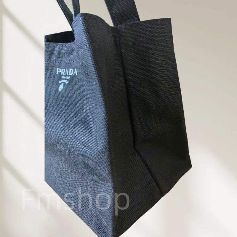 プラダ PRADA 新作ノベルティ ブラック キャンバストートバッグ