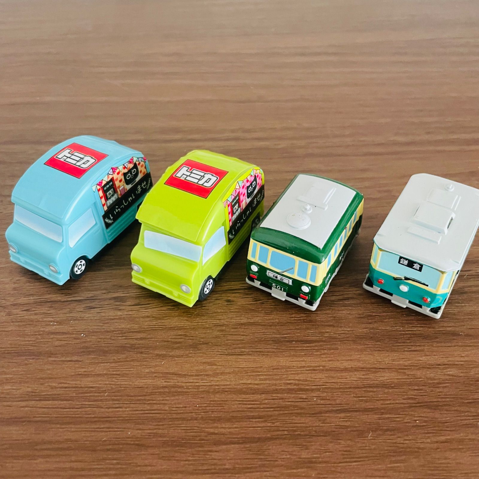 すかいらーく トミカ ミニピュー 江ノ島電鉄 ジョナサン