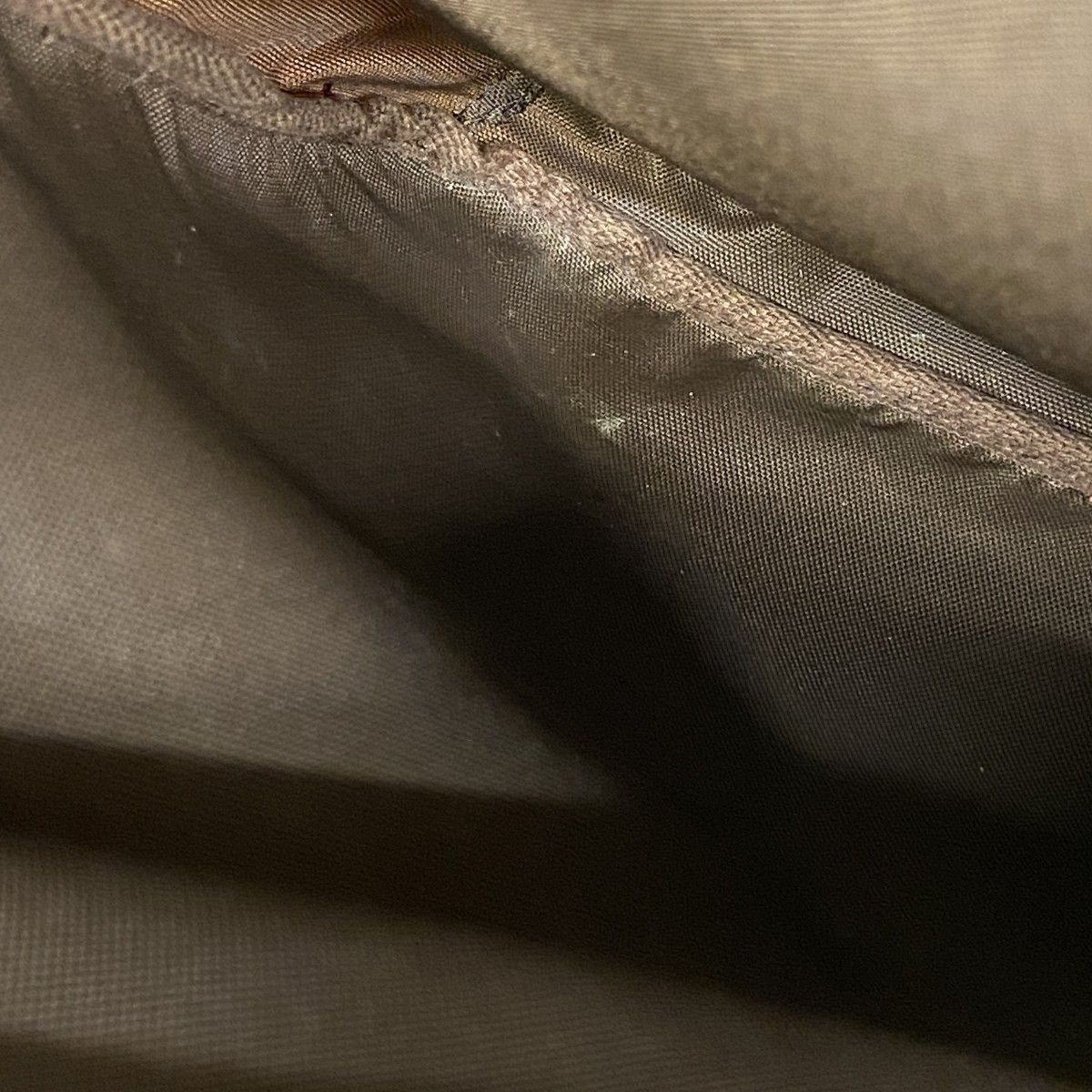 ルイヴィトン キャリーバッグ