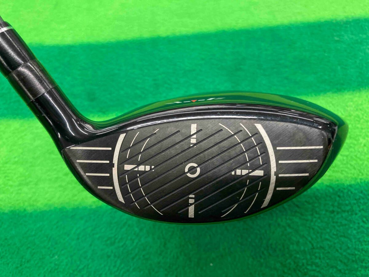 YONEX