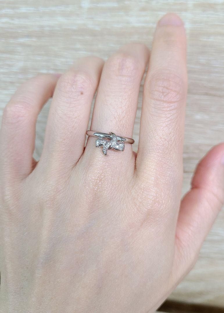 可愛い！ リボンモチーフ ダイヤモンド プラチナ リング 鑑別書付 可愛い！ リボンモチーフ ダイヤモンド プラチナ リング 鑑別書付