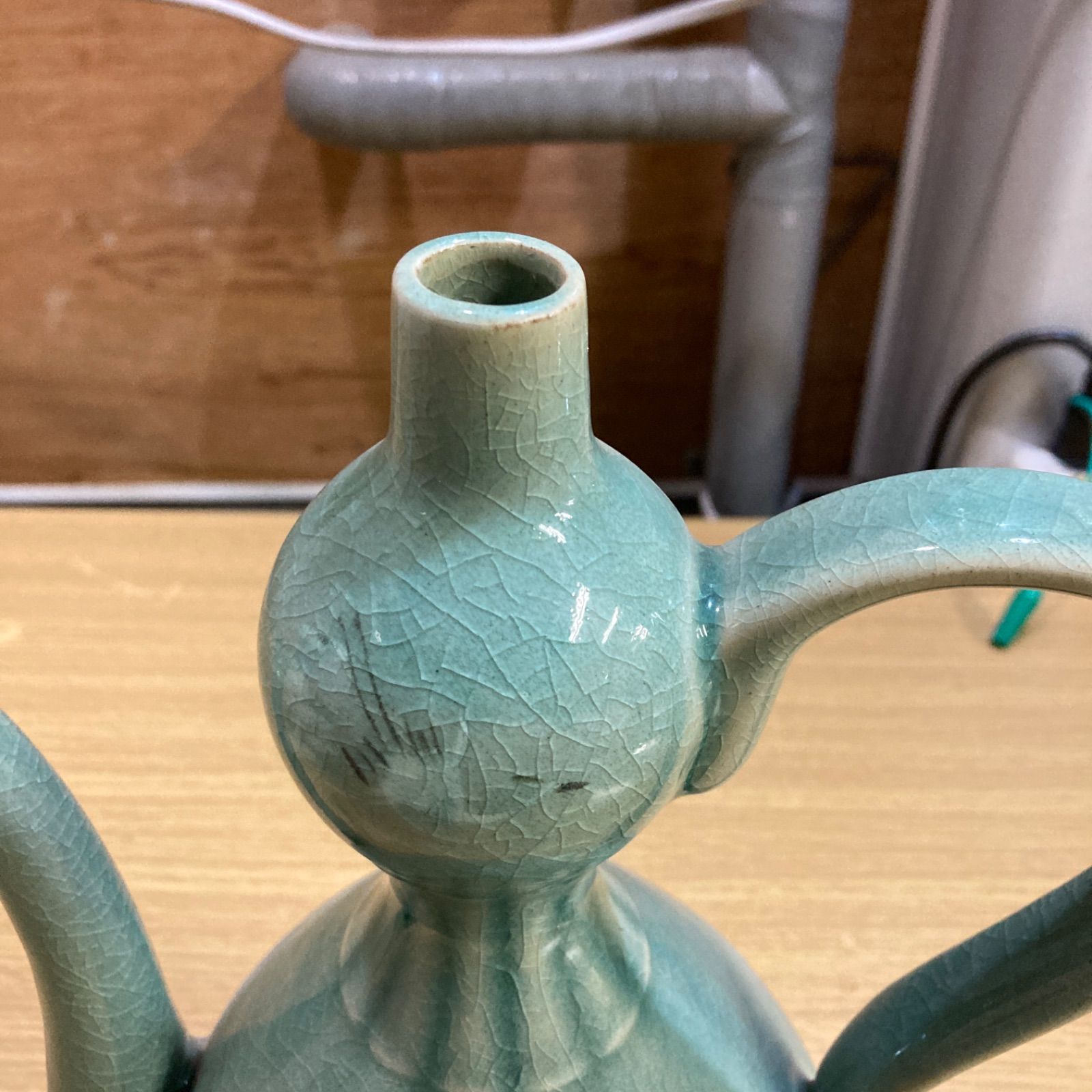 青磁の浮き彫 筆洗 水盂 茶道具 茶道具 装飾品 工芸品 美術品 置物 青磁の浮き彫 筆洗 水盂 茶道具 茶道具 装飾品 工芸品 美術品 置物