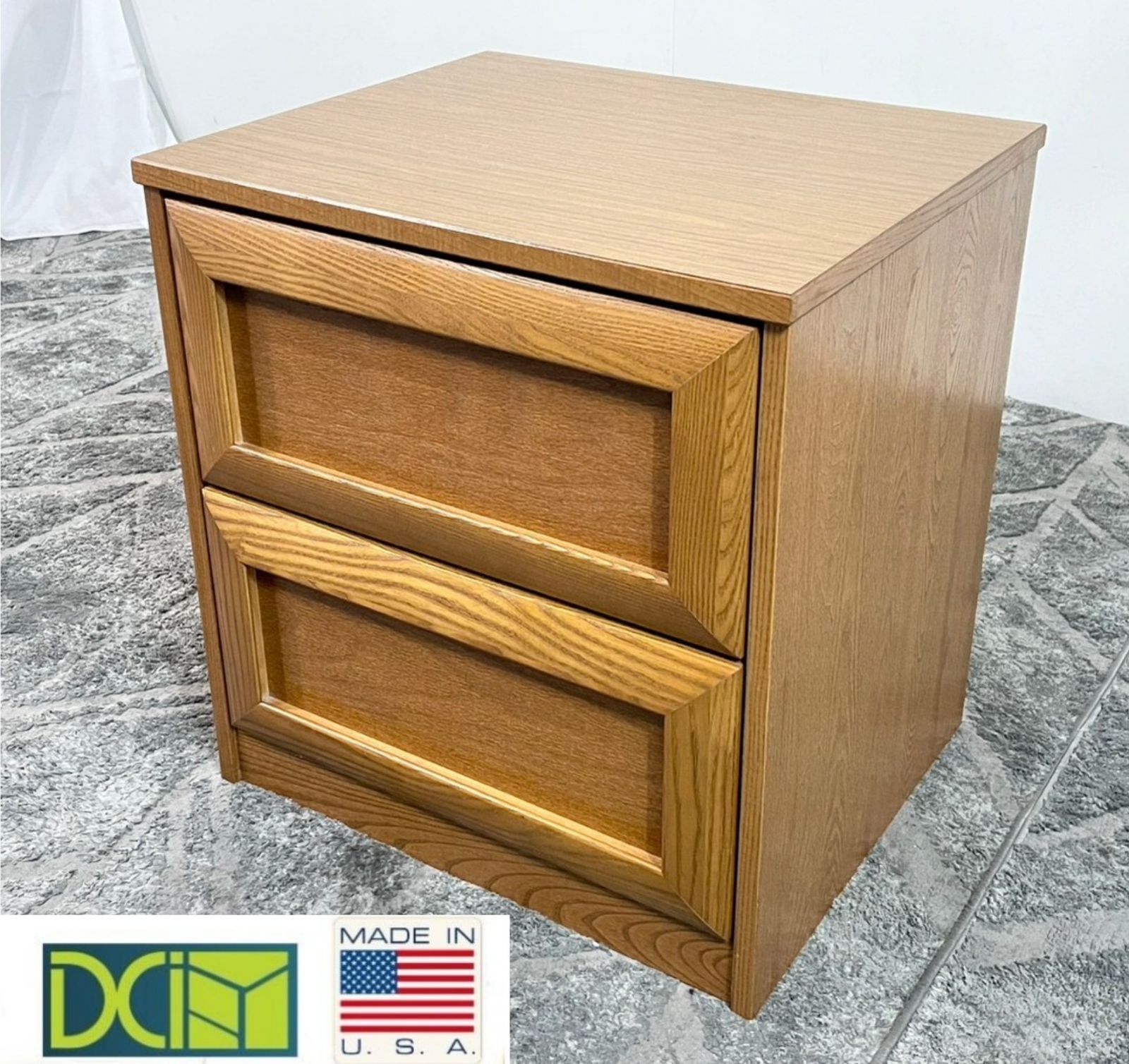 送料無料【アメリカ家具】☆ナイトテーブル 引き出し付き DCI