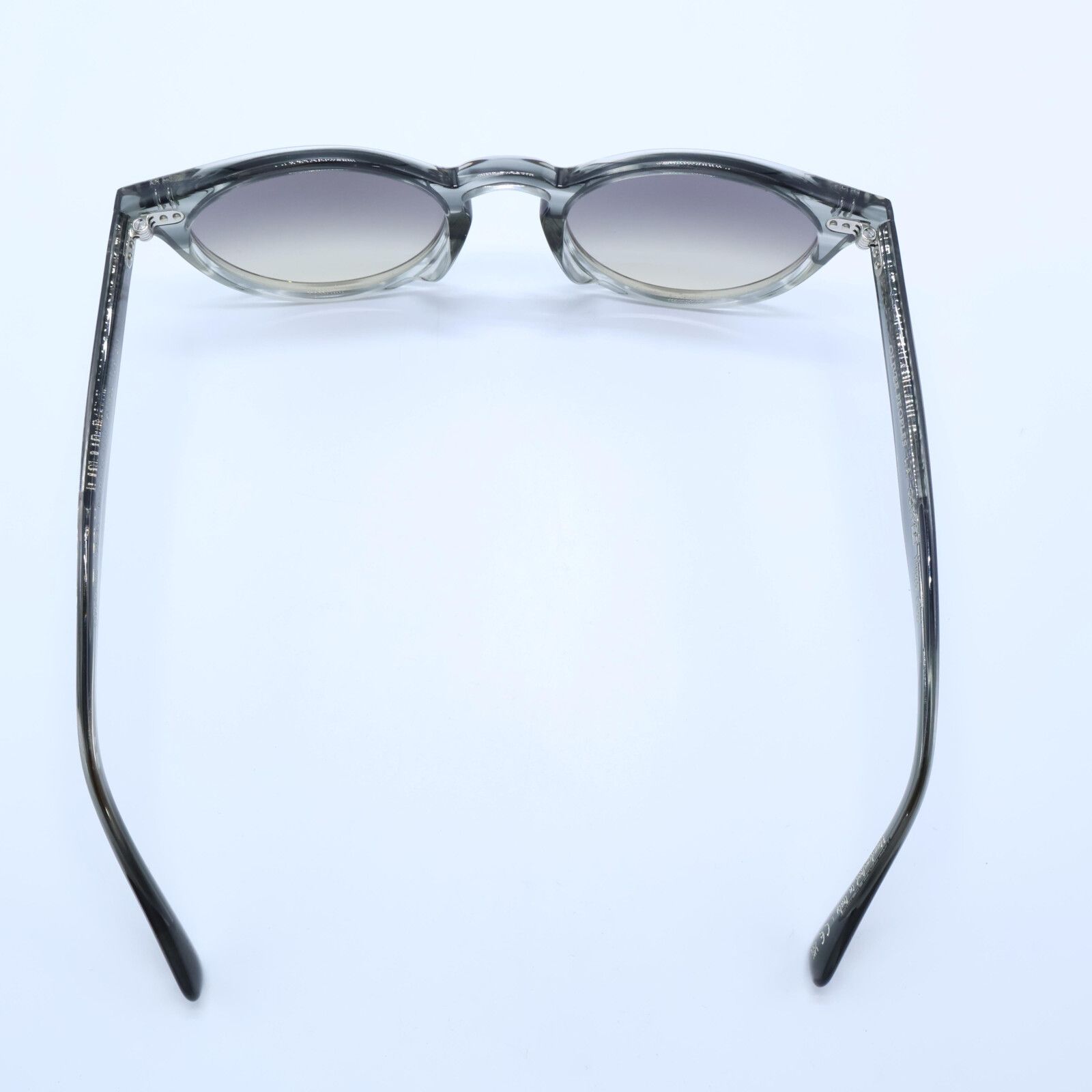 よう OLIVER PEOPLES オリバーピープルズ 【美品】OV5459SU 173732