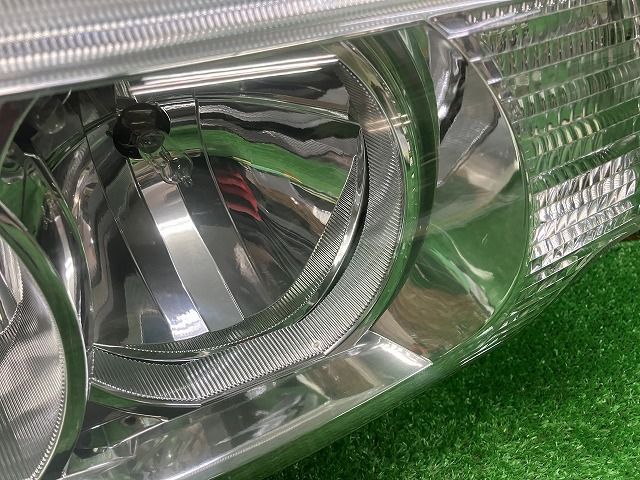 ダイハツ L350S/L360S タントカスタム 右ヘッドライト HID 100