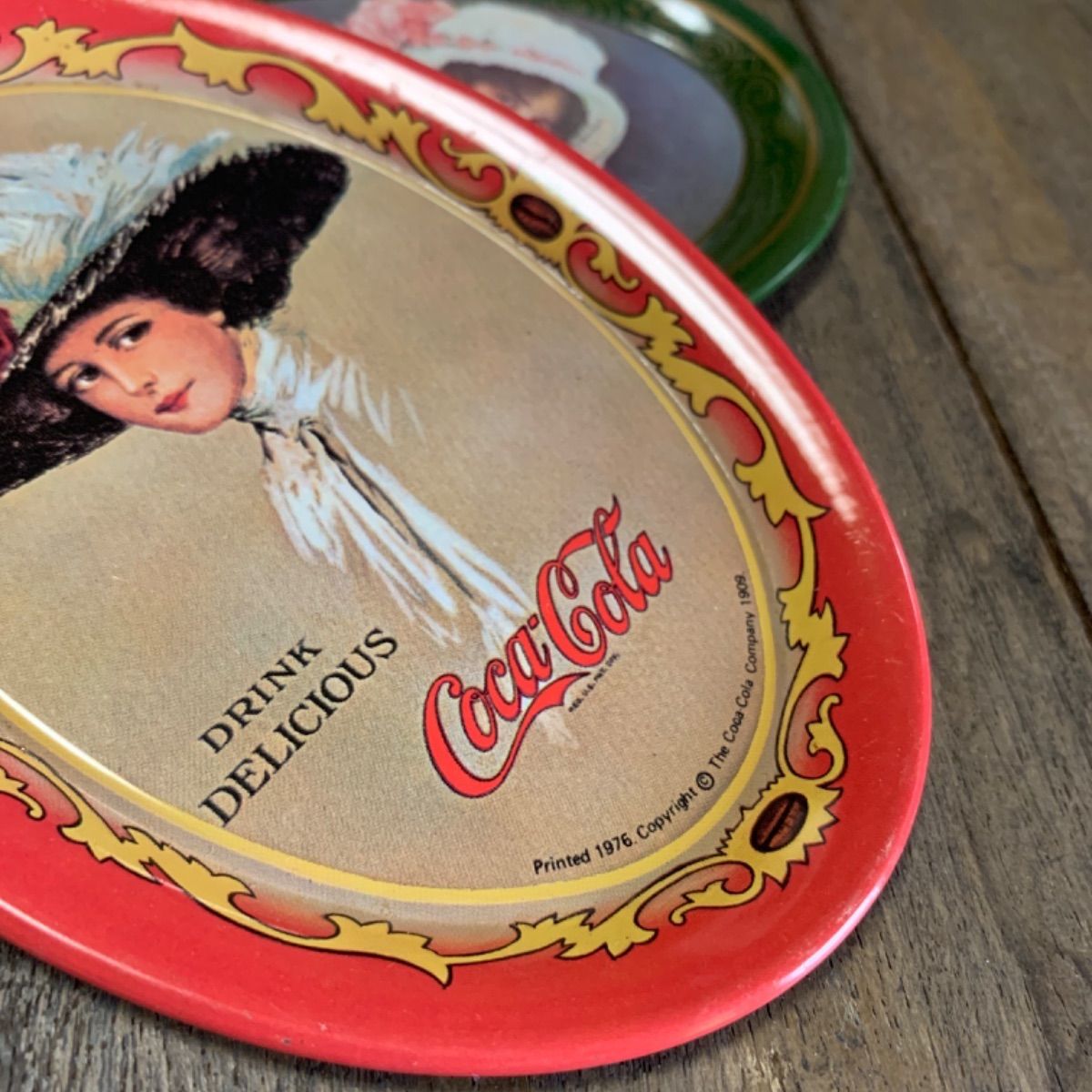 コカコーラのホウロウ製プレート Printed 1976年 コカコーラ ホーロー プレート お皿 3枚 セット