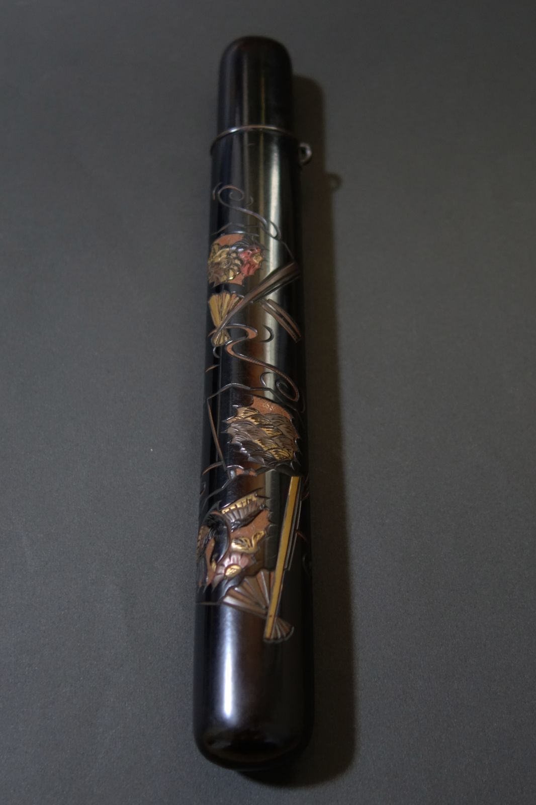 煙管筒 【彫彩漆 蒔絵 扇花鳥青海波文様 煙管筒】漆器 喫煙具